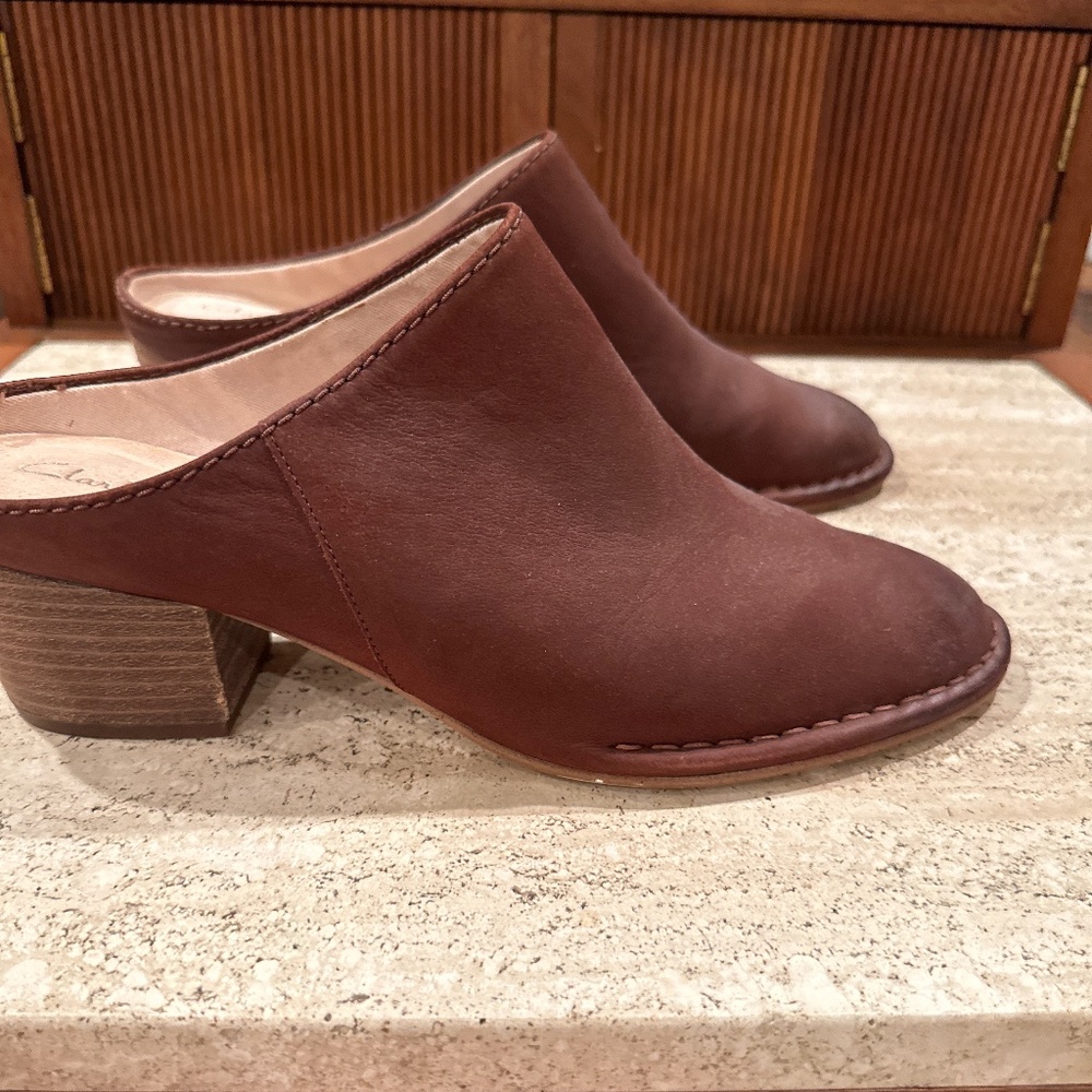 Clark Mules Size 9